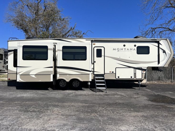 Thumbnail Photo undefined for 2019 Keystone Montana